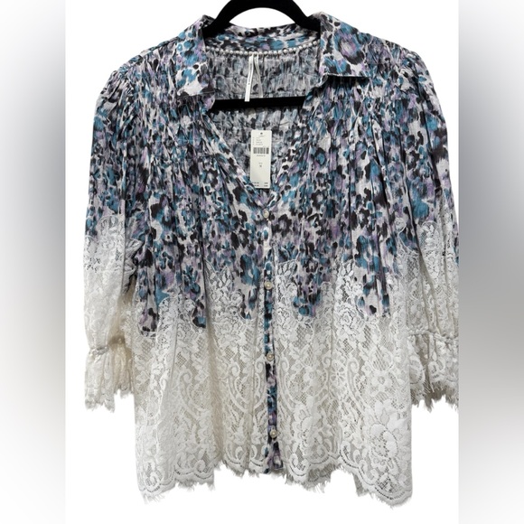 Anthropologie Leopard and Lace Top Size Medium - Picture 3 of 7